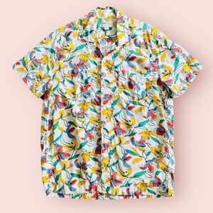 J.Crew Men's Hawaiian Floral Button Down Shirt Size Medium